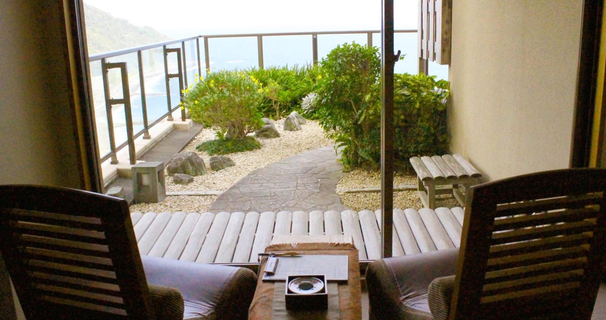 Izu Retreat By Onko Chishin Hotel Higasiizu Kültér fotó