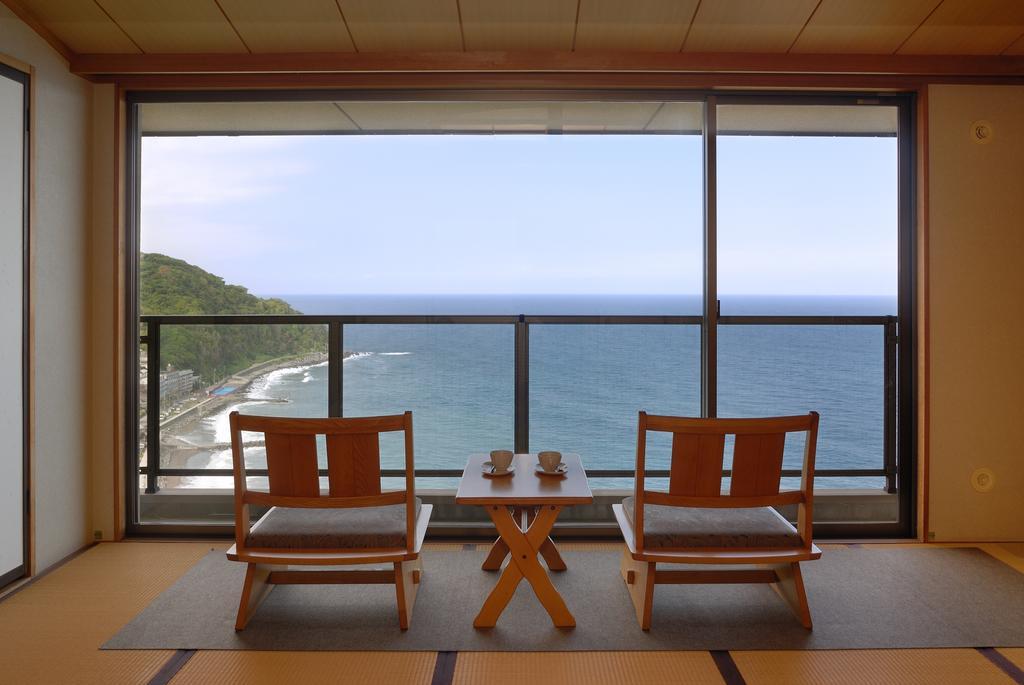 Izu Retreat By Onko Chishin Hotel Higasiizu Kültér fotó