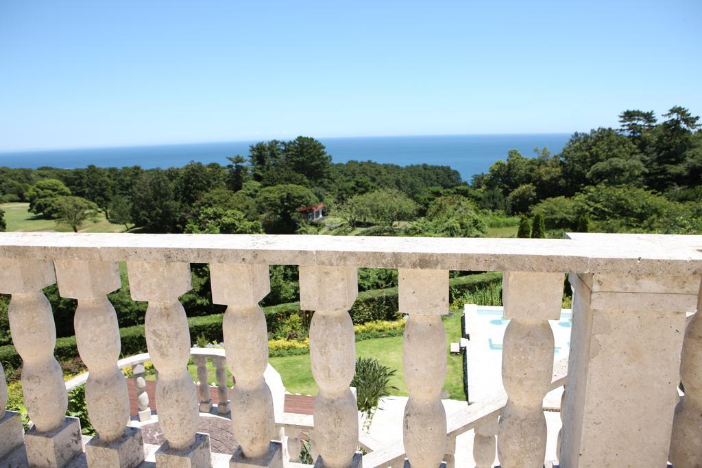 Izu Retreat By Onko Chishin Hotel Higasiizu Kültér fotó